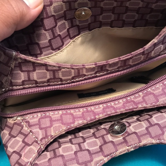 handbag - Picture 3 of 5